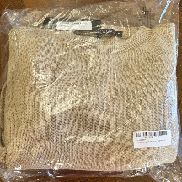 Nasty Gal Knit’s Bound To Happen Sweater-Shorts Set - Picture 16 of 16